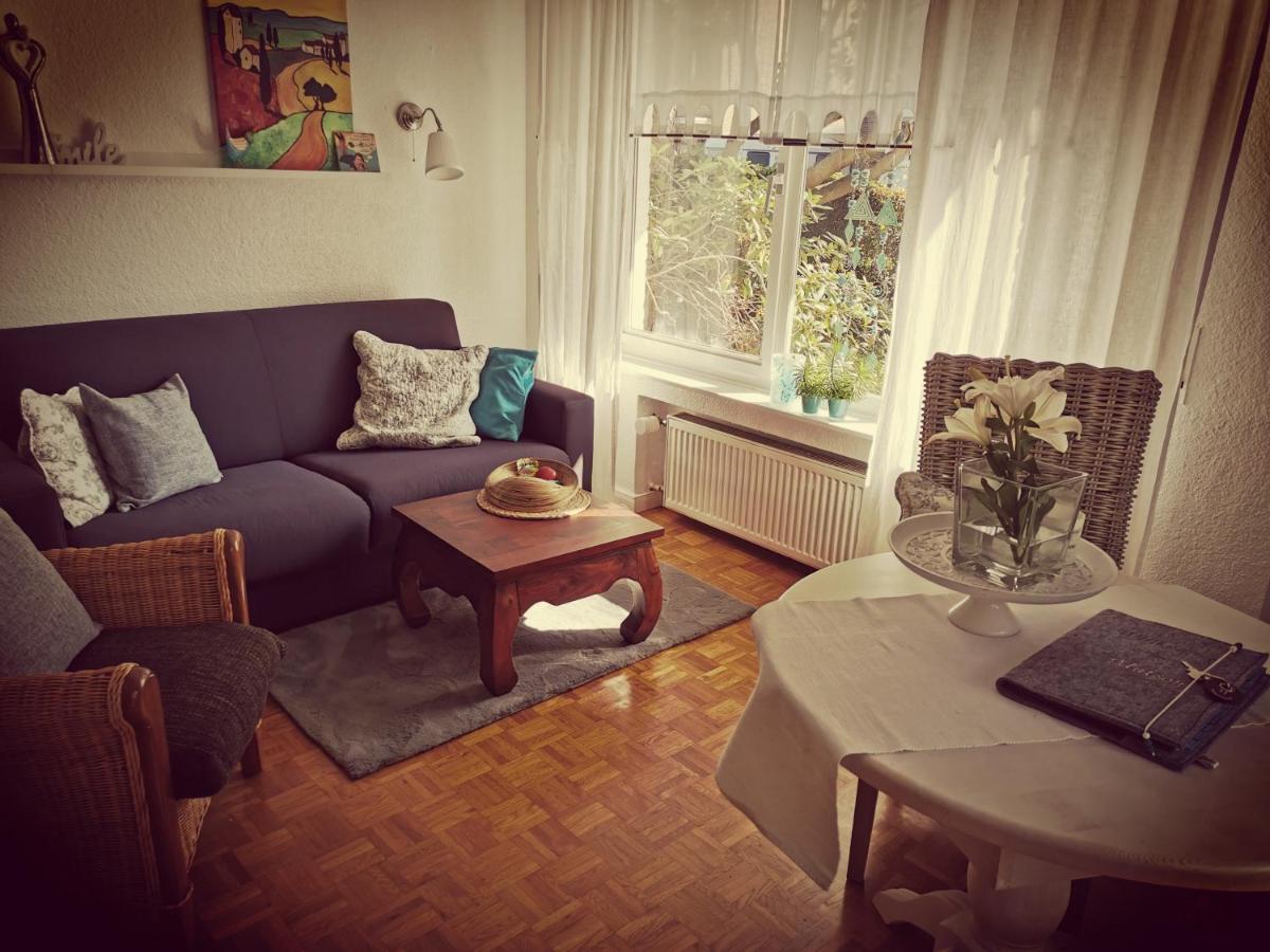 "Maison Blanche" - Das Gemuetliche Garten-Apartment Zwischen Koeln Und Duesseldorf Grevenbroich Esterno foto